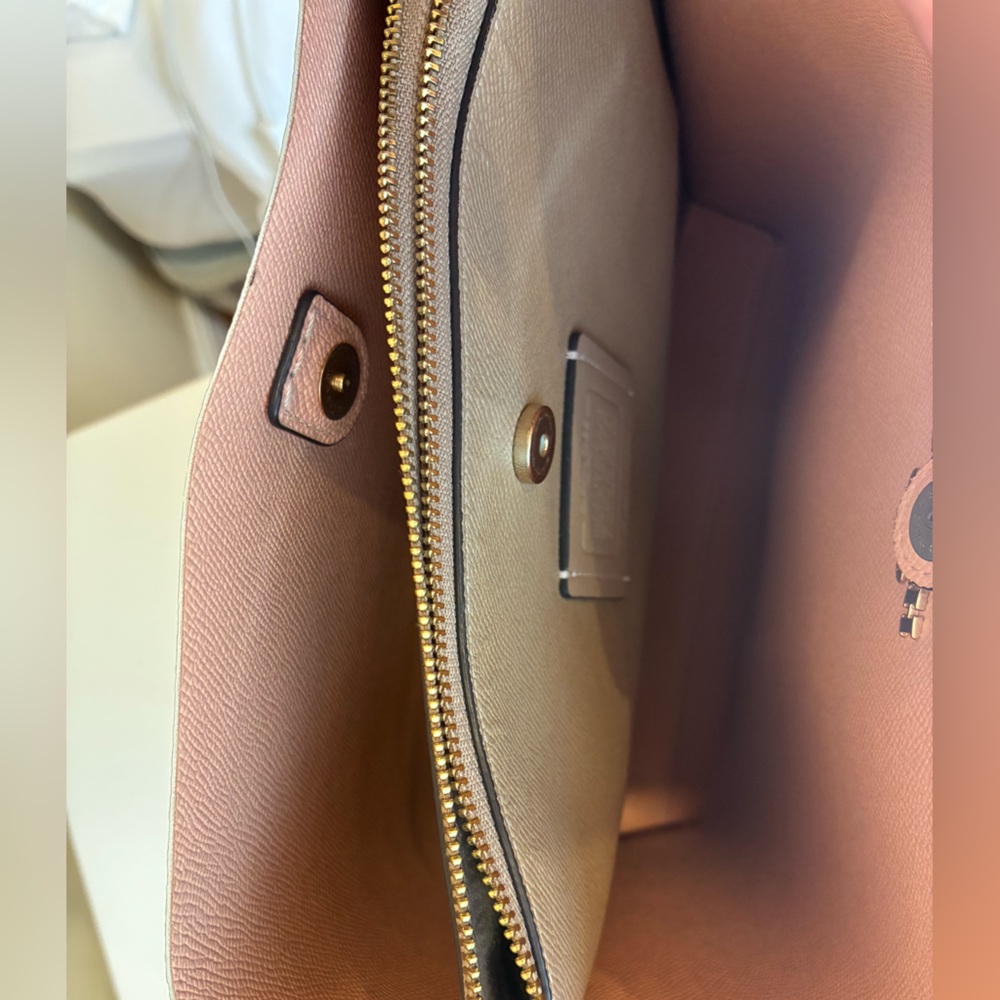 Coach Mollie Bucket Bag In Signature Canvas Gold Ligh Khaki Chalk - Picture 6 of 9